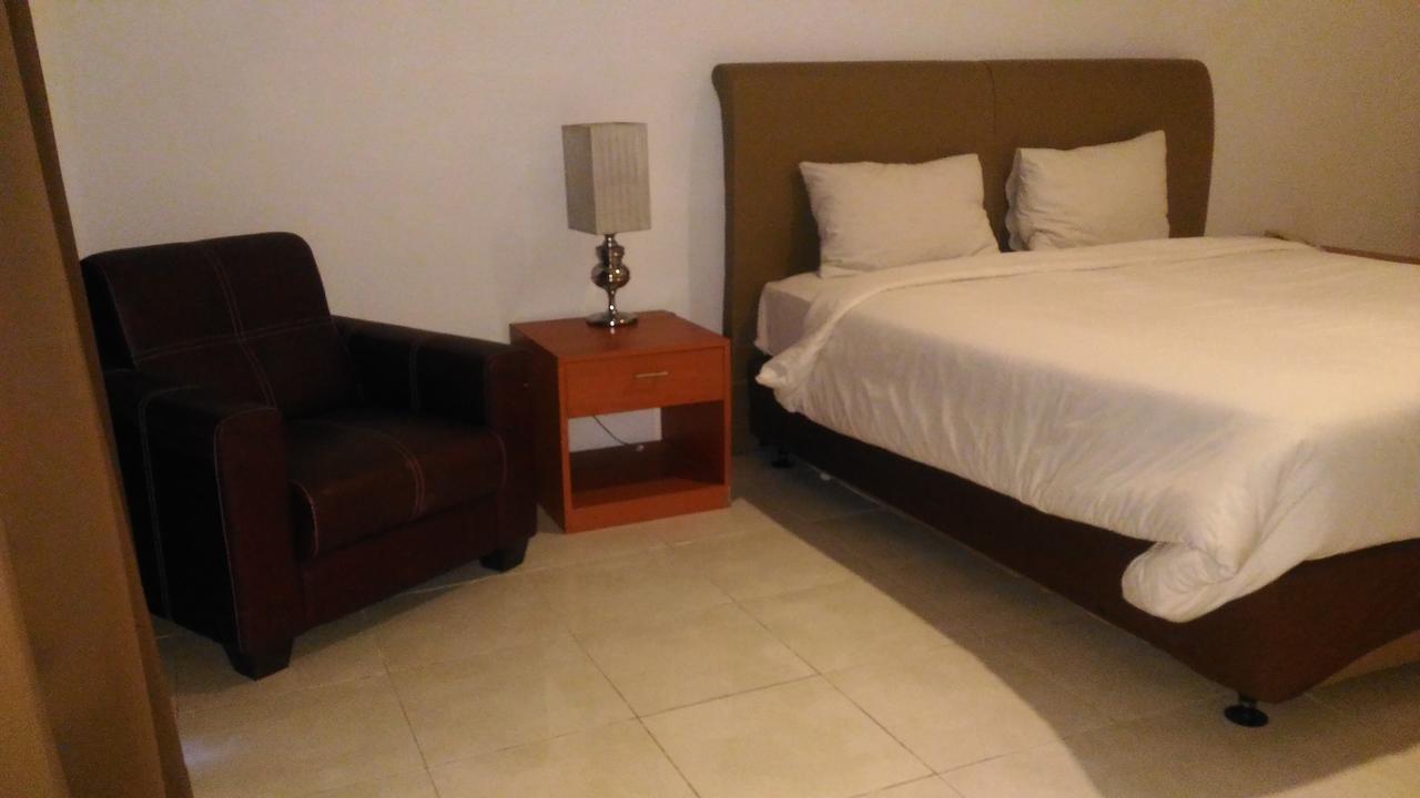 Grand Royal Taliwang Hotel Room photo